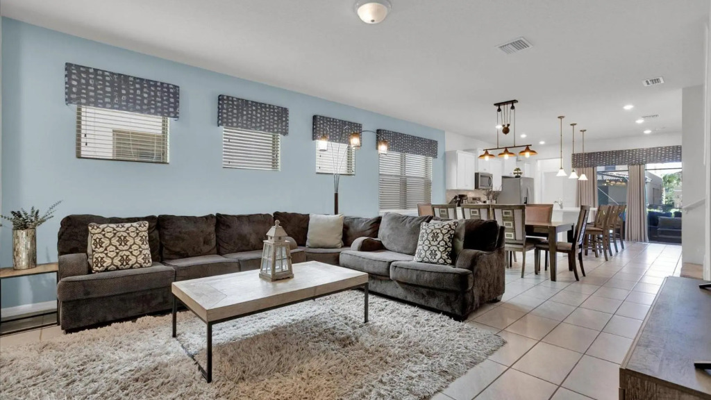 5448 Misty Oak Circle
