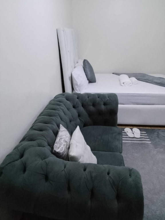 Chi Suites