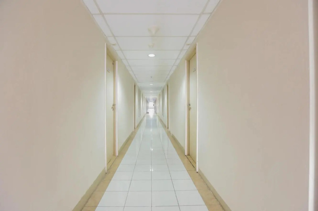 OYO 909 Lauv Room Grand Centerpoint Tower B