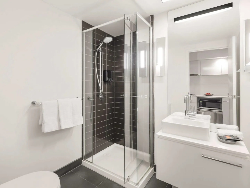 Oaks Melbourne St Kilda Road Hotel