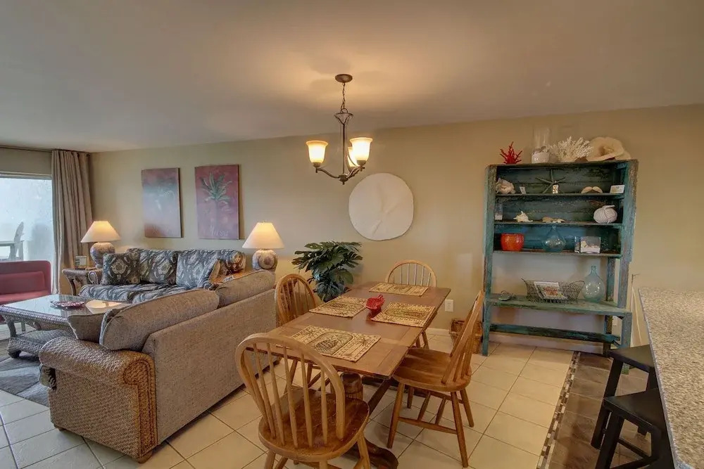 165 El Matador 1 Bedroom Condo by RedAwning