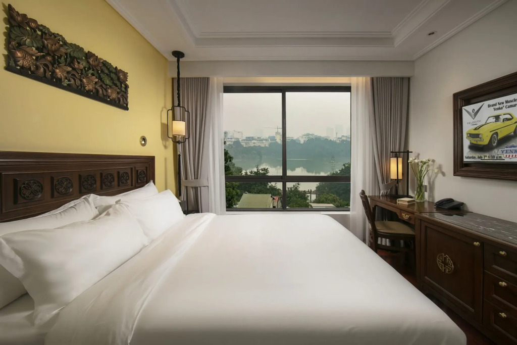 Lucien Hanoi Lakeside Hotel & Rooftop
