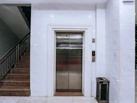 Jiajia Business Apartment