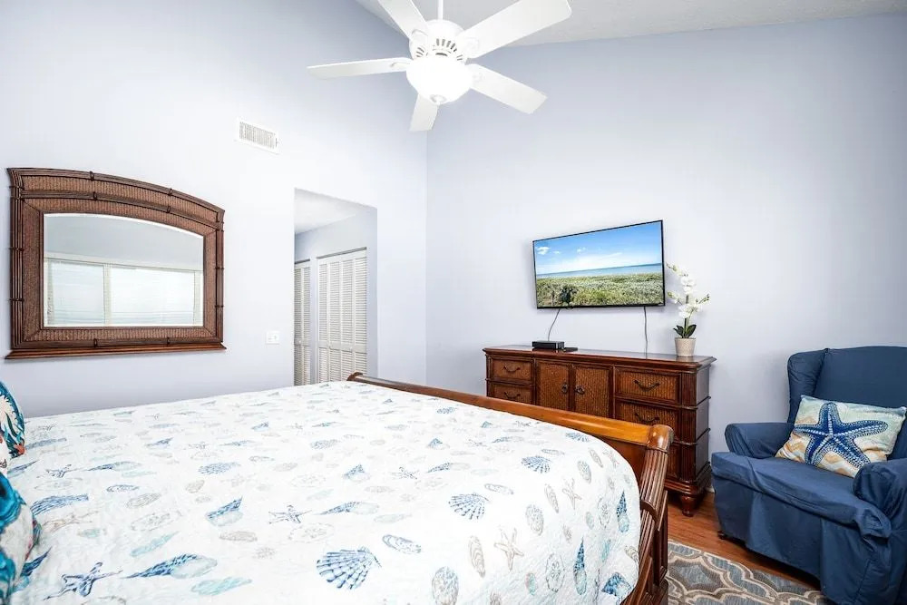 Summerhouse by Distinctive Beach Rentals