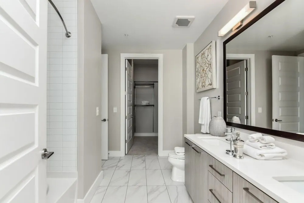 CHIC COLLECTION by NOHOTEL on Peachtree