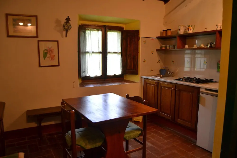 2 Cozy Rooms in Amazing Tuscany With Rustic Style