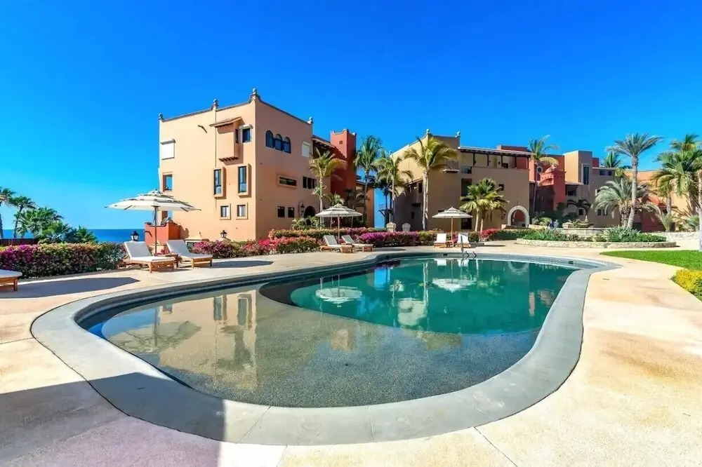 2BD Beach Front Luxury in Cabo