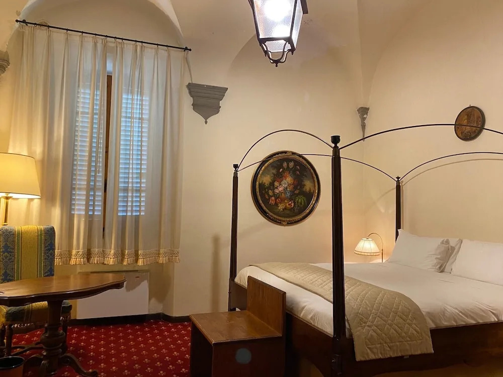Quattro Gigli Hotel