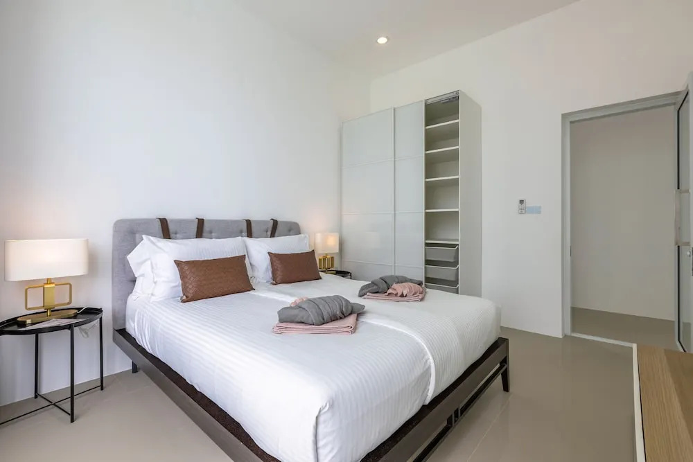 Modern 4 Bedroom Pool Villa PMK-A6