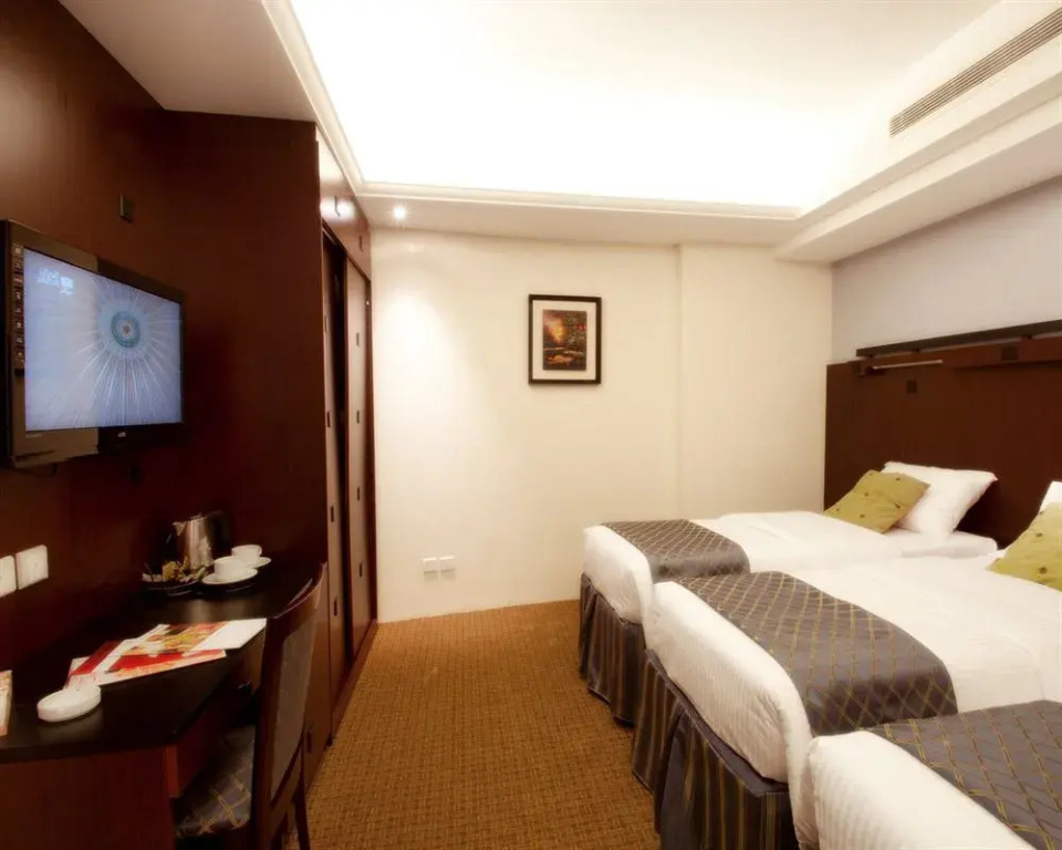 Awan Hotel