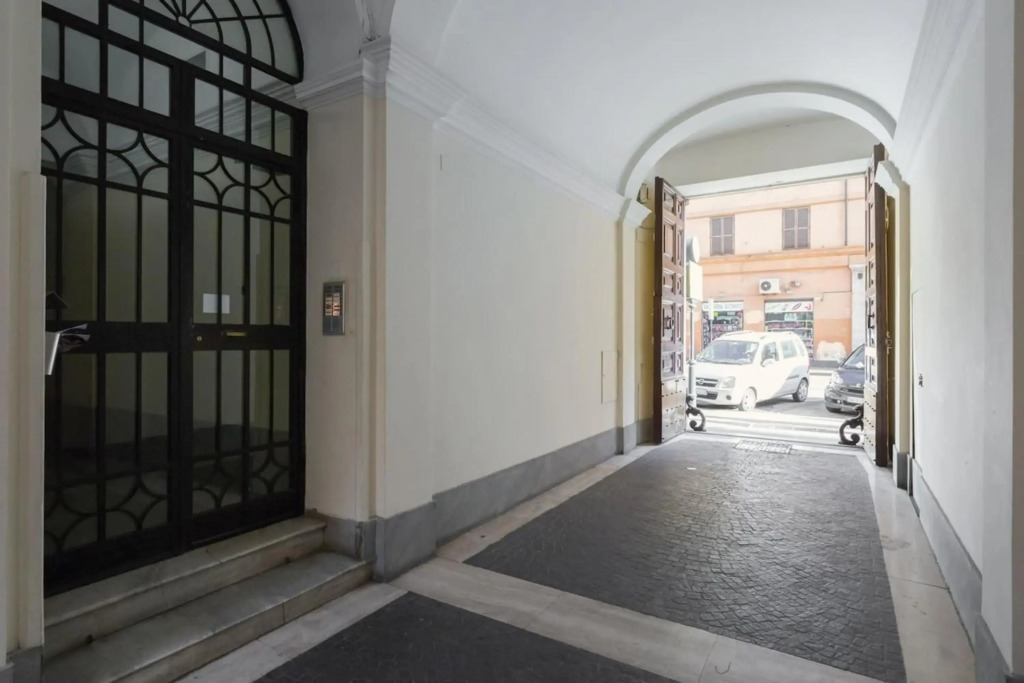 2 bedrooms appartement with city view balcony and wifi at Roma