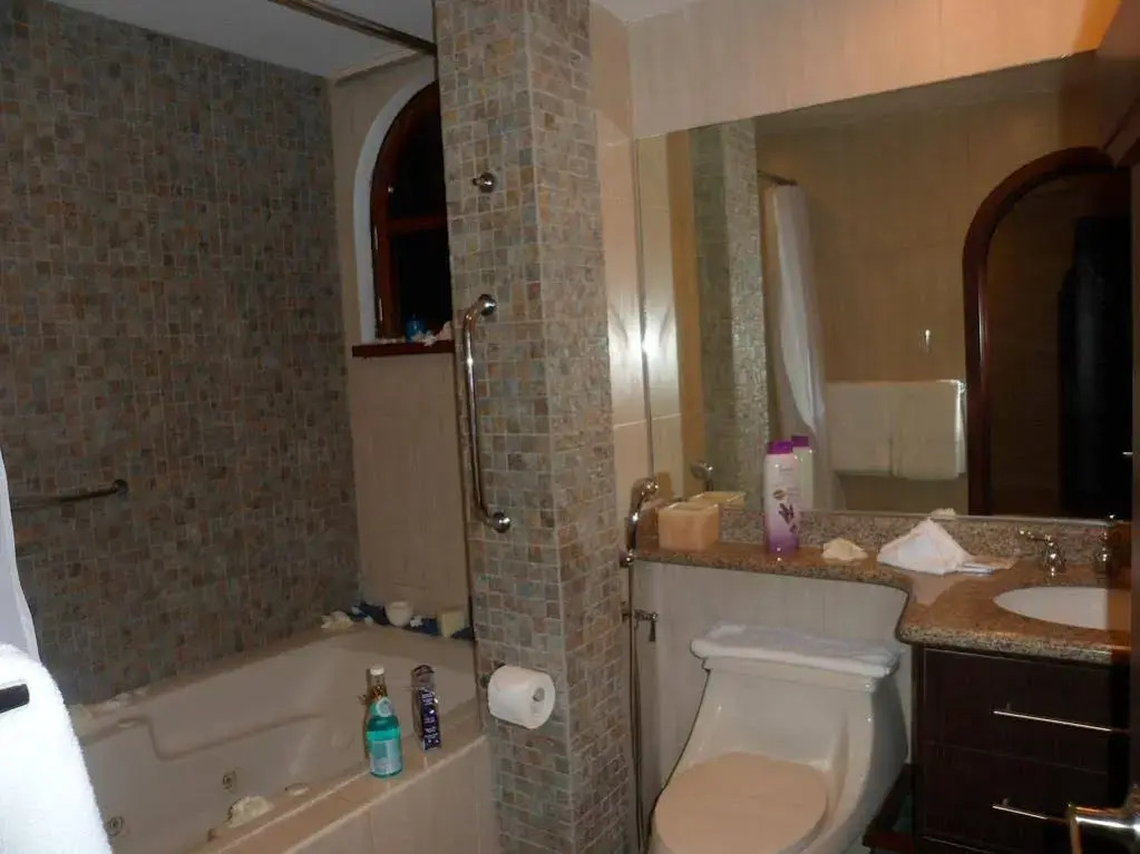 Hotel Maria Isabel