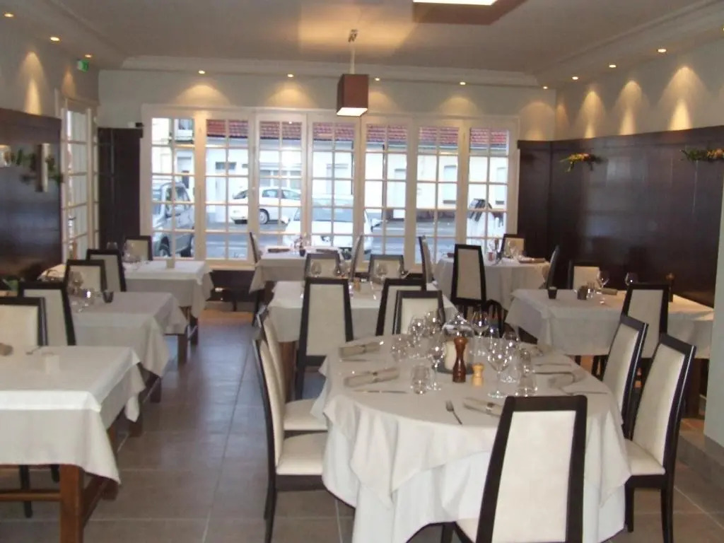 Logis - Hôtel & restaurant Les Trois Fontaines