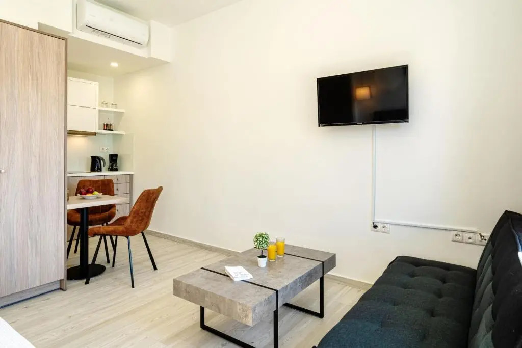 White&Gray Apartment