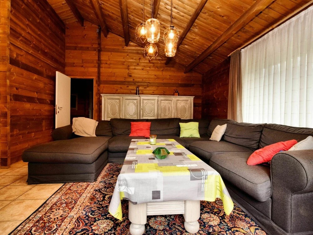 Cozy Chalet in Ardennes With Fenced Garden & Covered Terrace