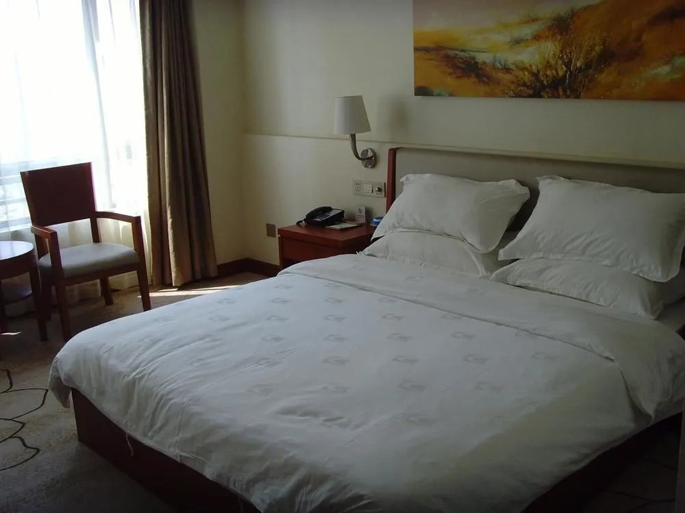 Cana Hotspring Hotel