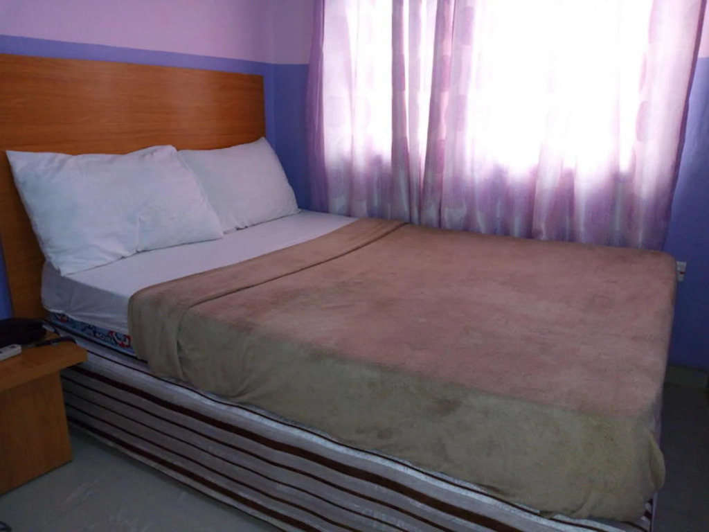 Link Majestic B2 Suites and Hotel