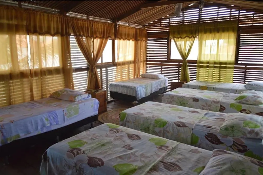 Anaira Hostel