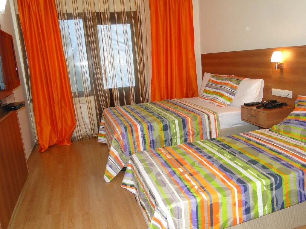 Yener Hotel