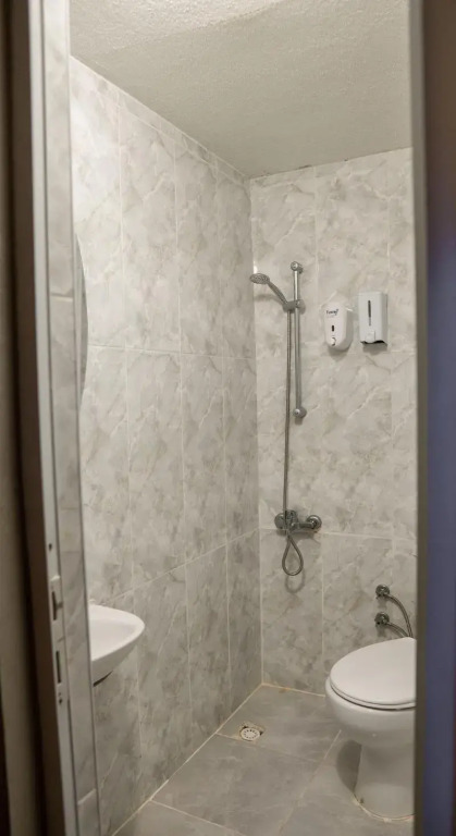 Evin Suit Hotel