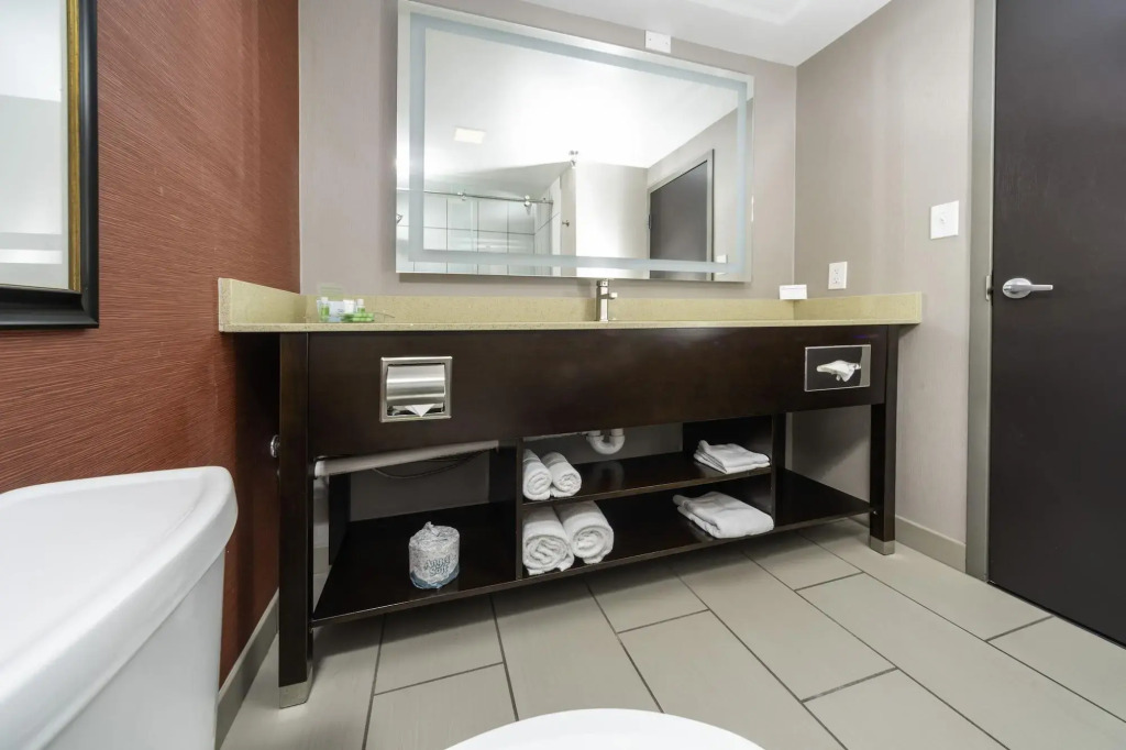 Holiday Inn Louisville East - Hurstbourne by IHG