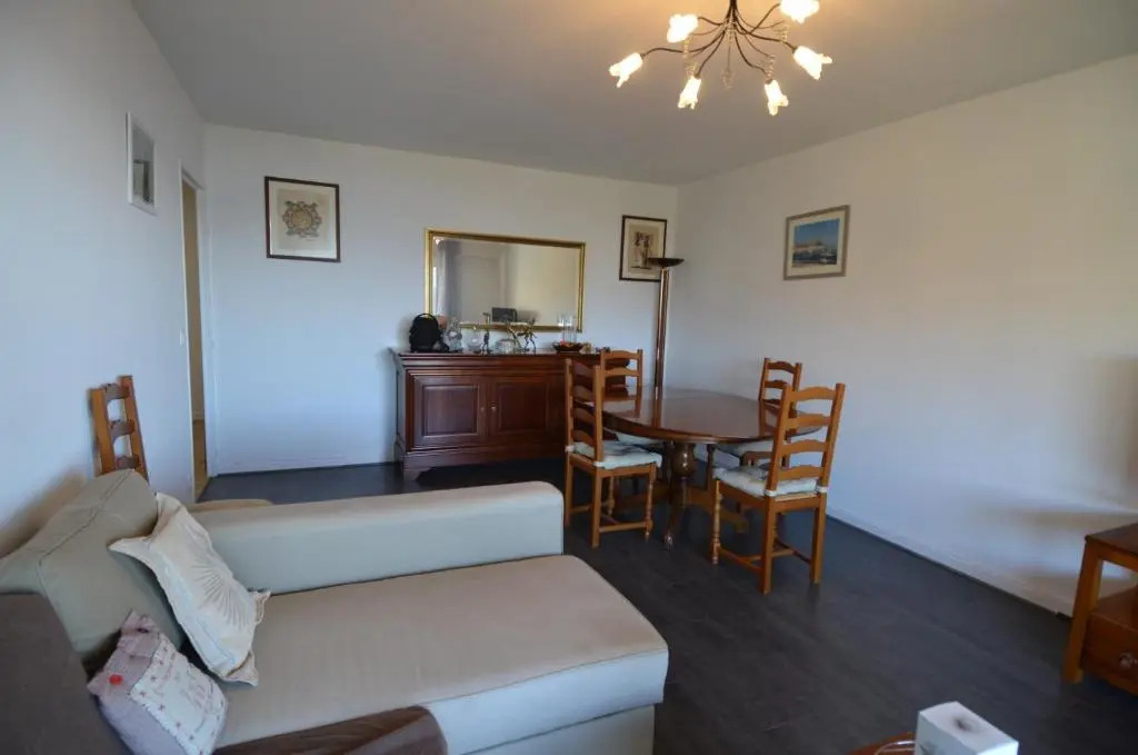 Appartement 5 personnes avec piscine sur la Corniche Fleurie à Nice