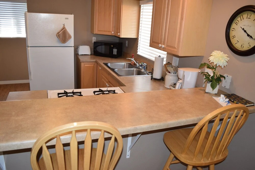 345 Hinds 2 Bedroom Cabin by Redawning