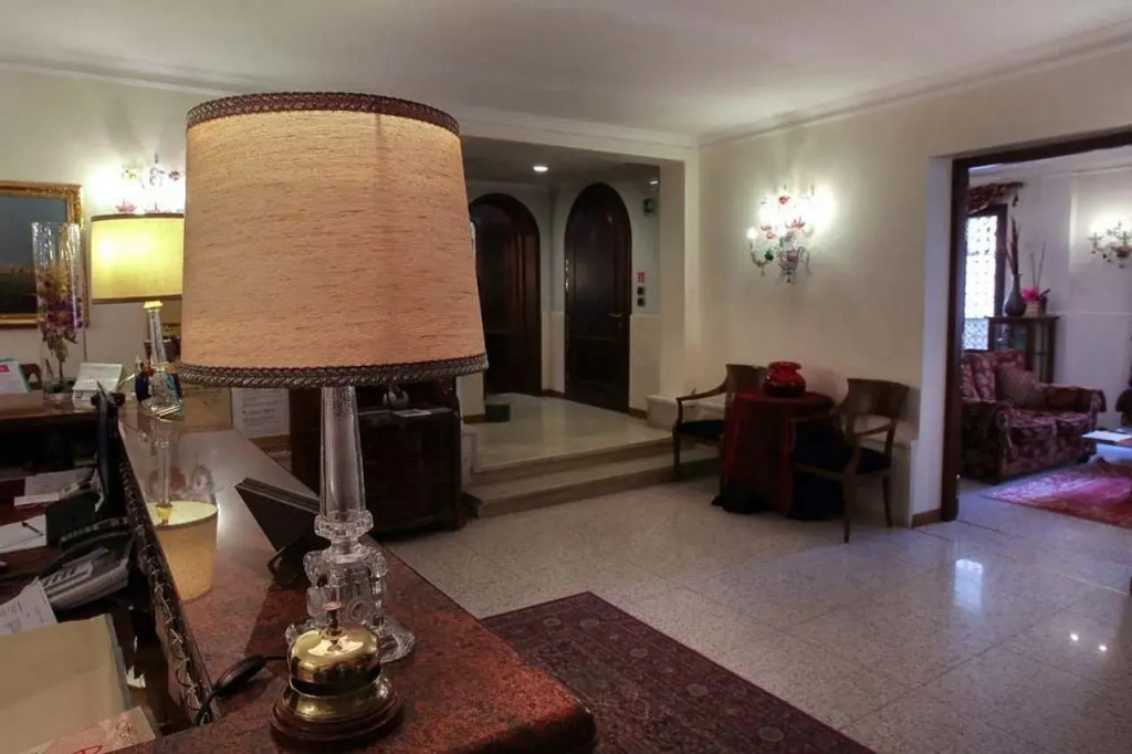 Venice Roulette Hotel