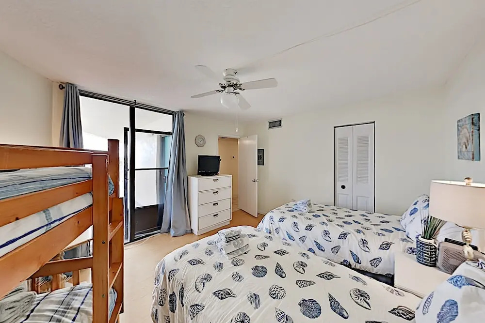 Modernized Oceanfront Beach 2 Bedroom Condo