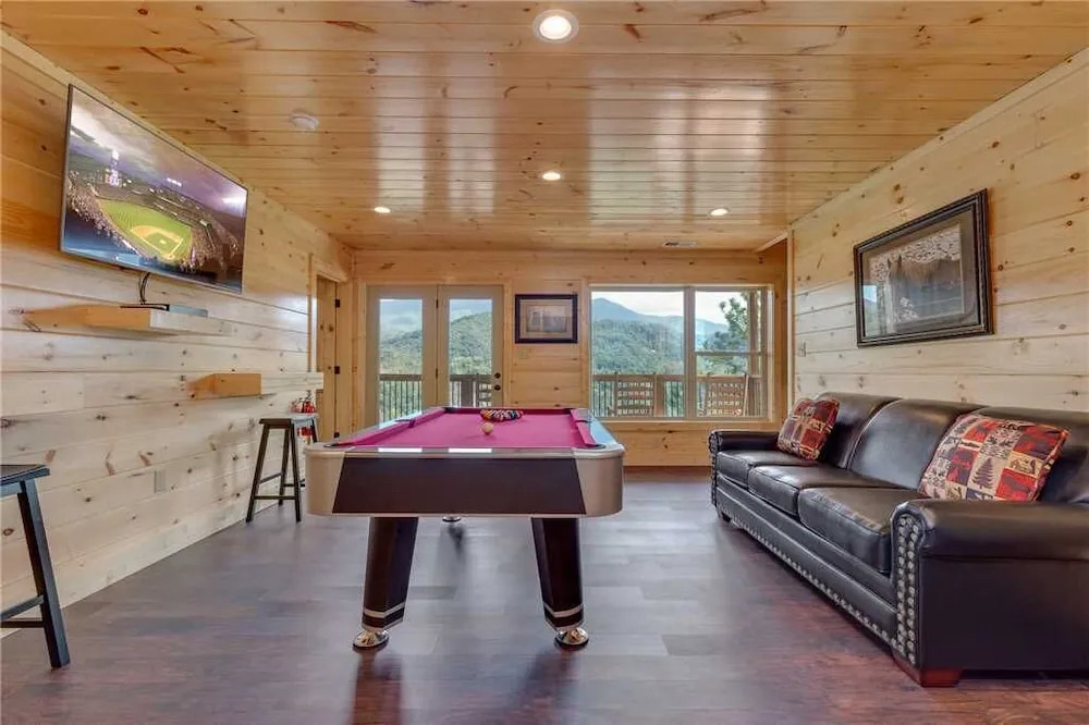 All About The View - Six Bedroom Cabin