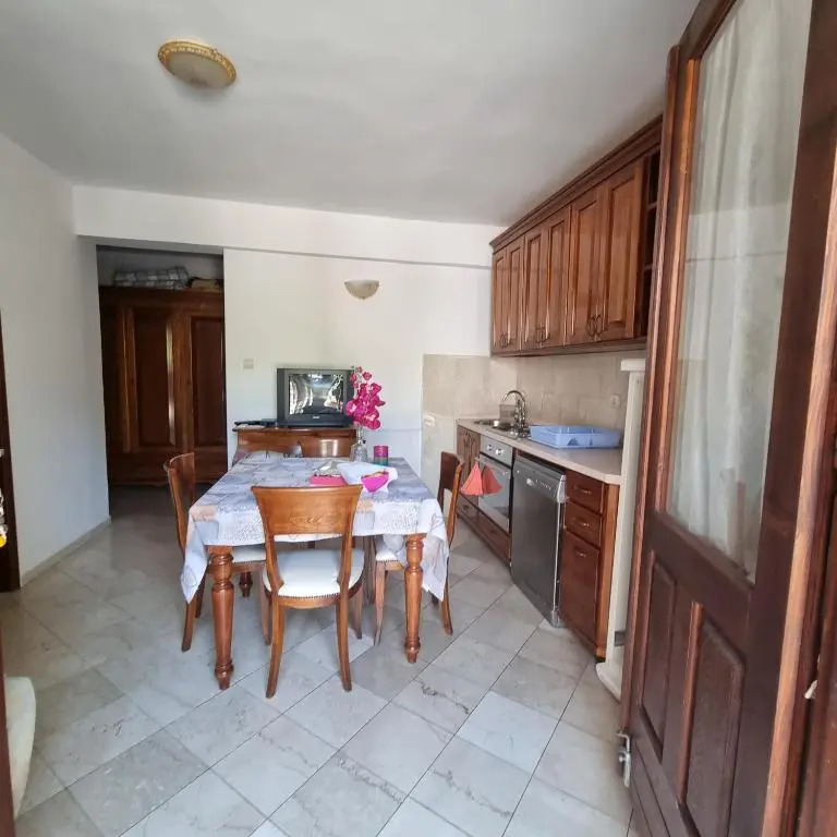 Apartman Jovan2,on the beach with free Wi-Fi