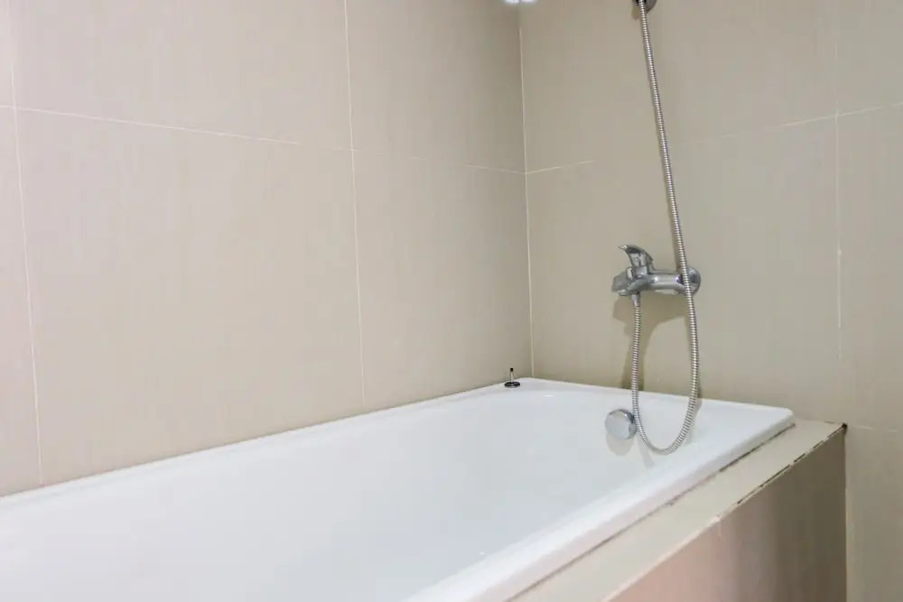 Simply Furnished 1BR @ Skyline Paramount Apartment