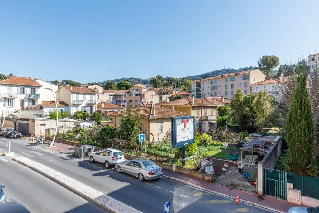 SuperCannes Center - Parking - Spacieux 70 Metres - Clim - Wifi