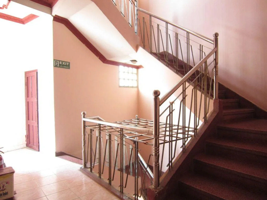 Khách Sạn Hạnh Long