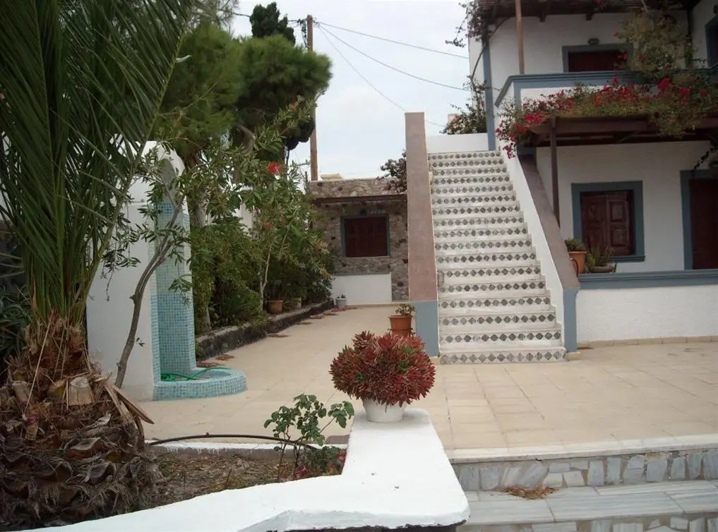 Kafouros Hotel