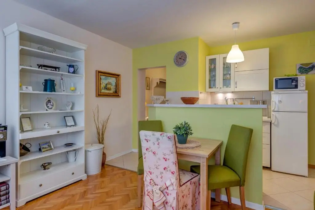 Apartments Zoran