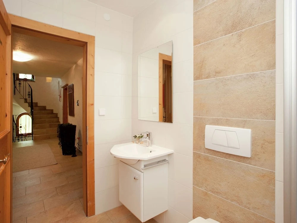 Beautiful Apartment in Otz With Garden