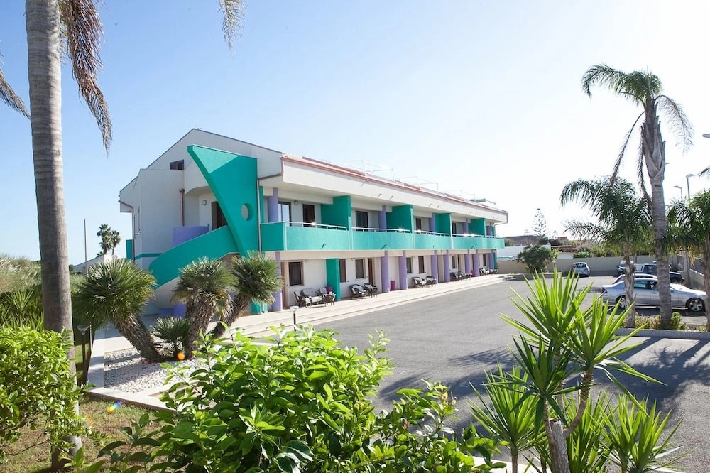 Villa Salina fronte mare