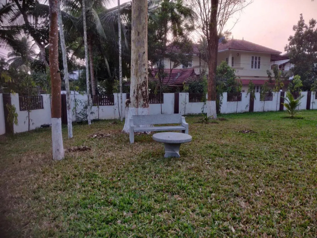 DOLPHIN ENCLAVE SERVICE STUDIO APARTMENTS