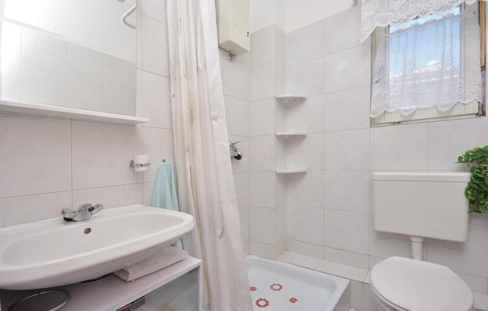 Gorgeous Home In Kastel Novi