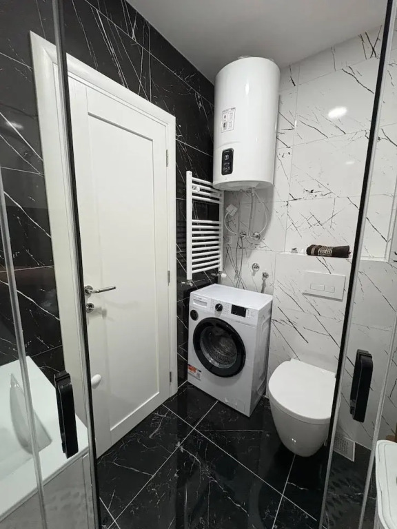 I&I Apartments 36