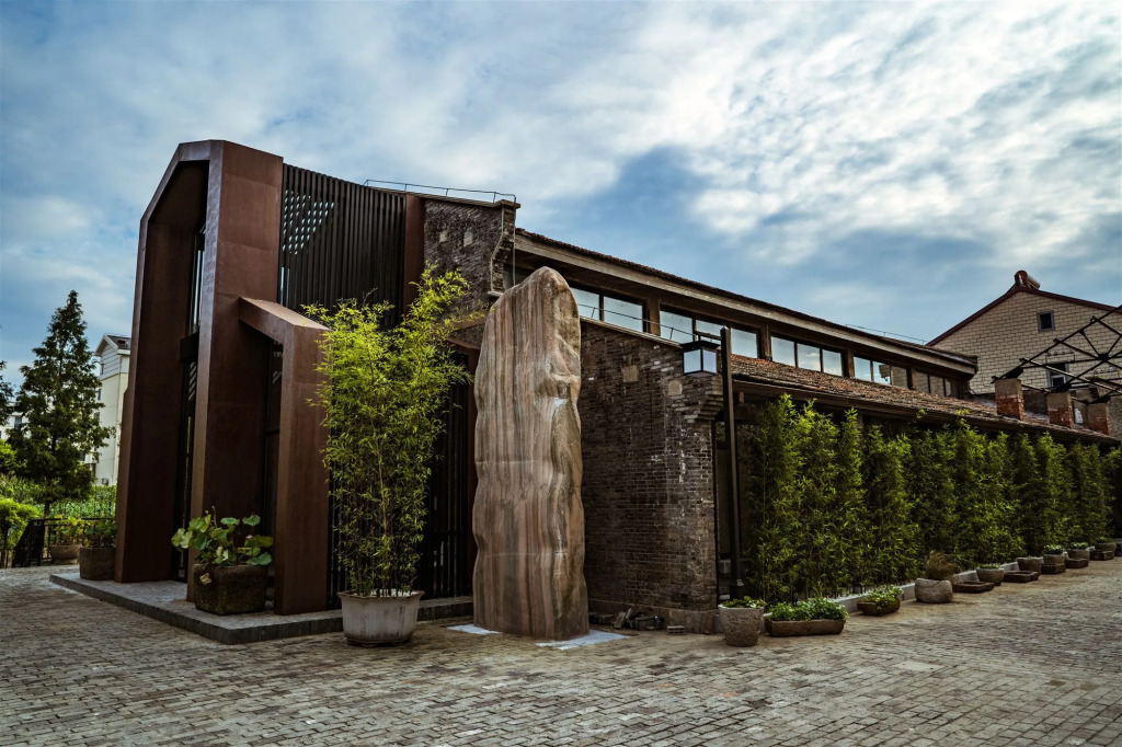 Lin Yin Art Hotel Shanghai Pudong PVG Airport Disneyland Free Shuttle