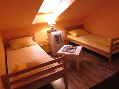 Hostel Tasos House