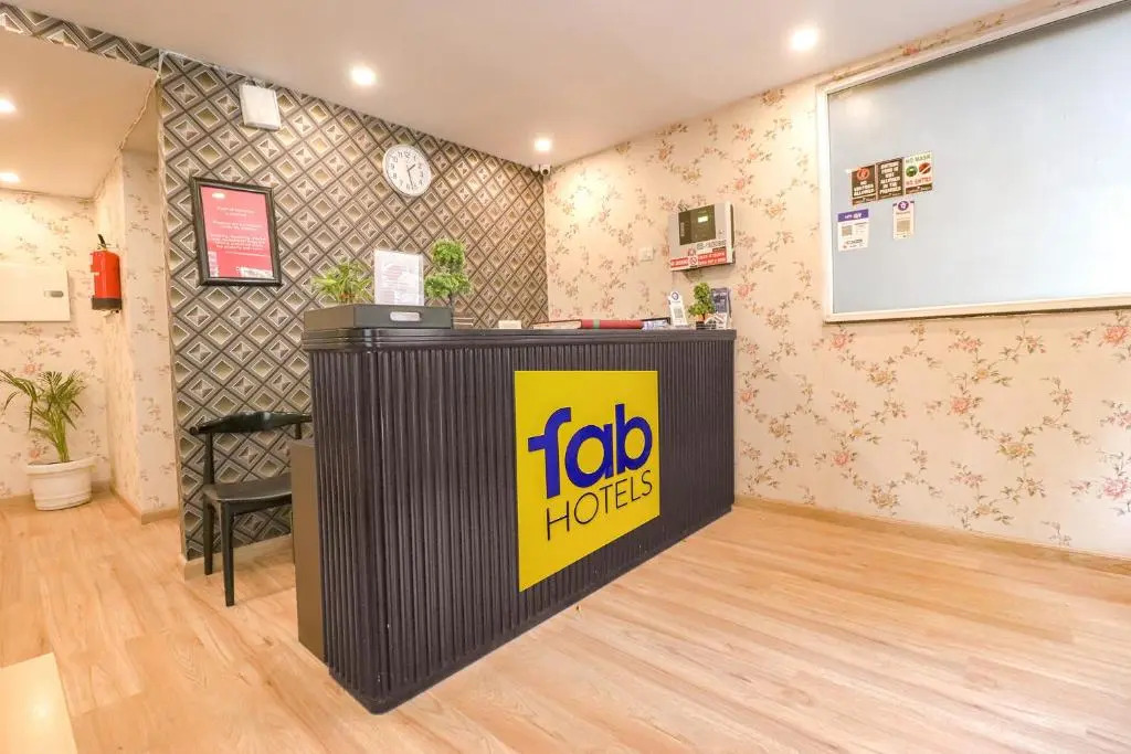 FabHotel Pantao Stays