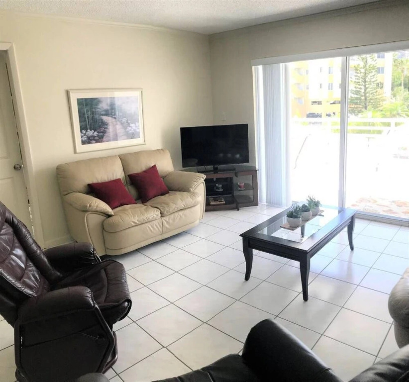 Le Frontenac 210 by Go Florida Condo Sunny Isles