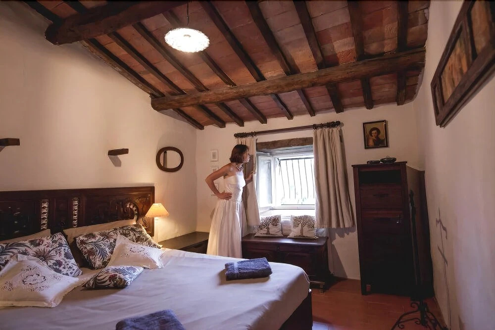 TENUTA SOSPESA - Exclusive Villa, Pool & Party Barn near Tuscany