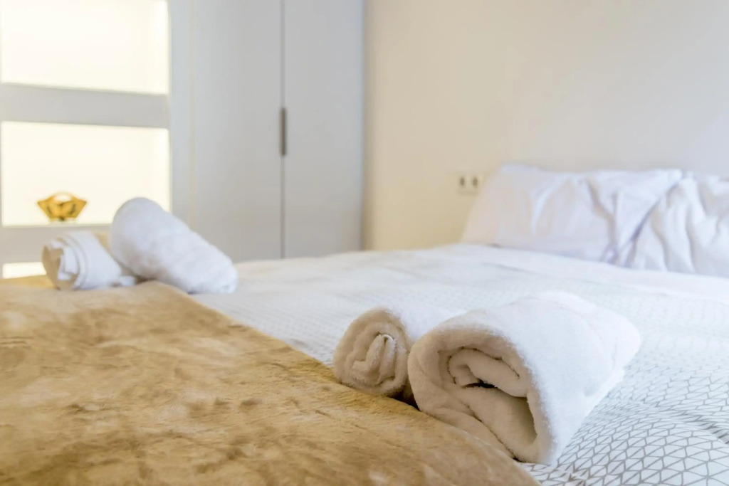 CATHEDRAL LUXURY TERRACE FLAT 2BR,2BA, A\C,Wifi