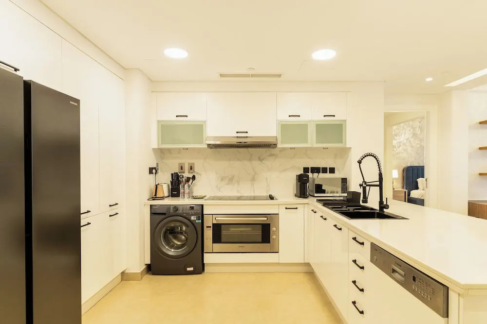 Marina Residences 2 501
