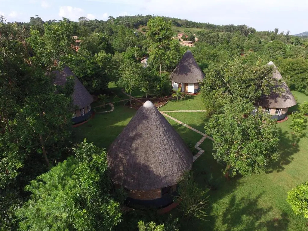 Tusubira village