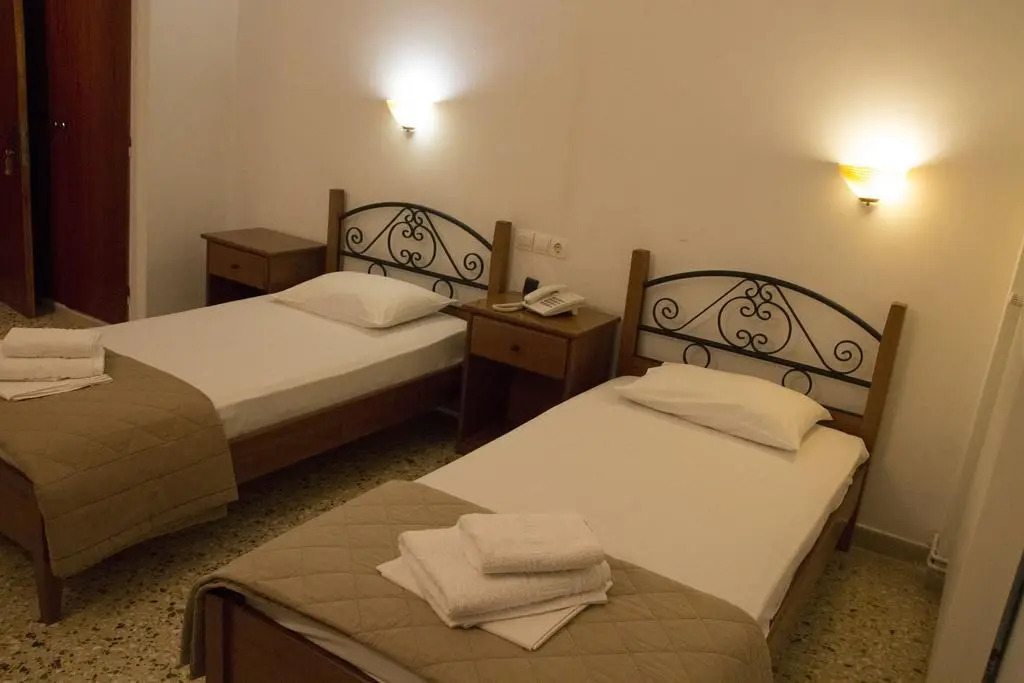 Anixis Hotel